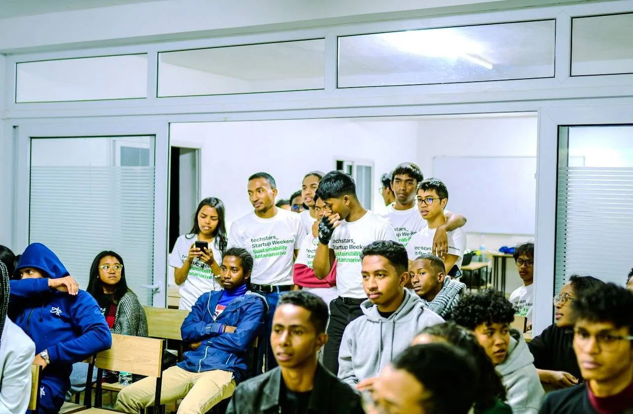 Équipes en atelier au Startup Weekend